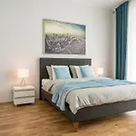 Absynt Ovo Hotel *