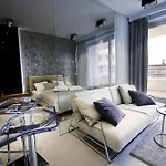 Absynt Ovo Hotel *