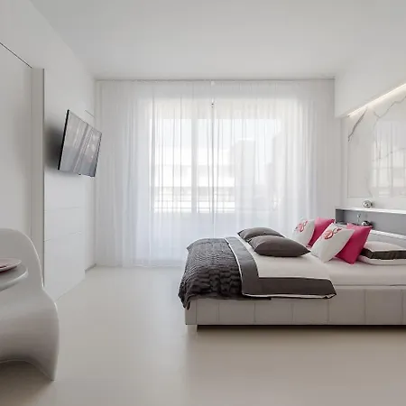 فندق Absynt Ovo *