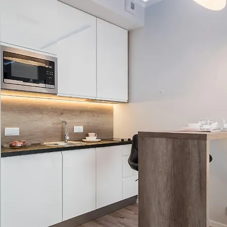 Absynt Ovo فروتسواف